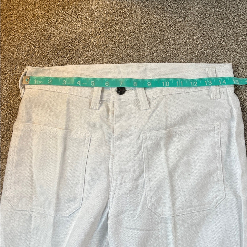 Levis Vintage White Flare Sailor vibe 50/50 Cotton/Poly INCREDIBLE FIT 30” waist - Picture 4 of 12